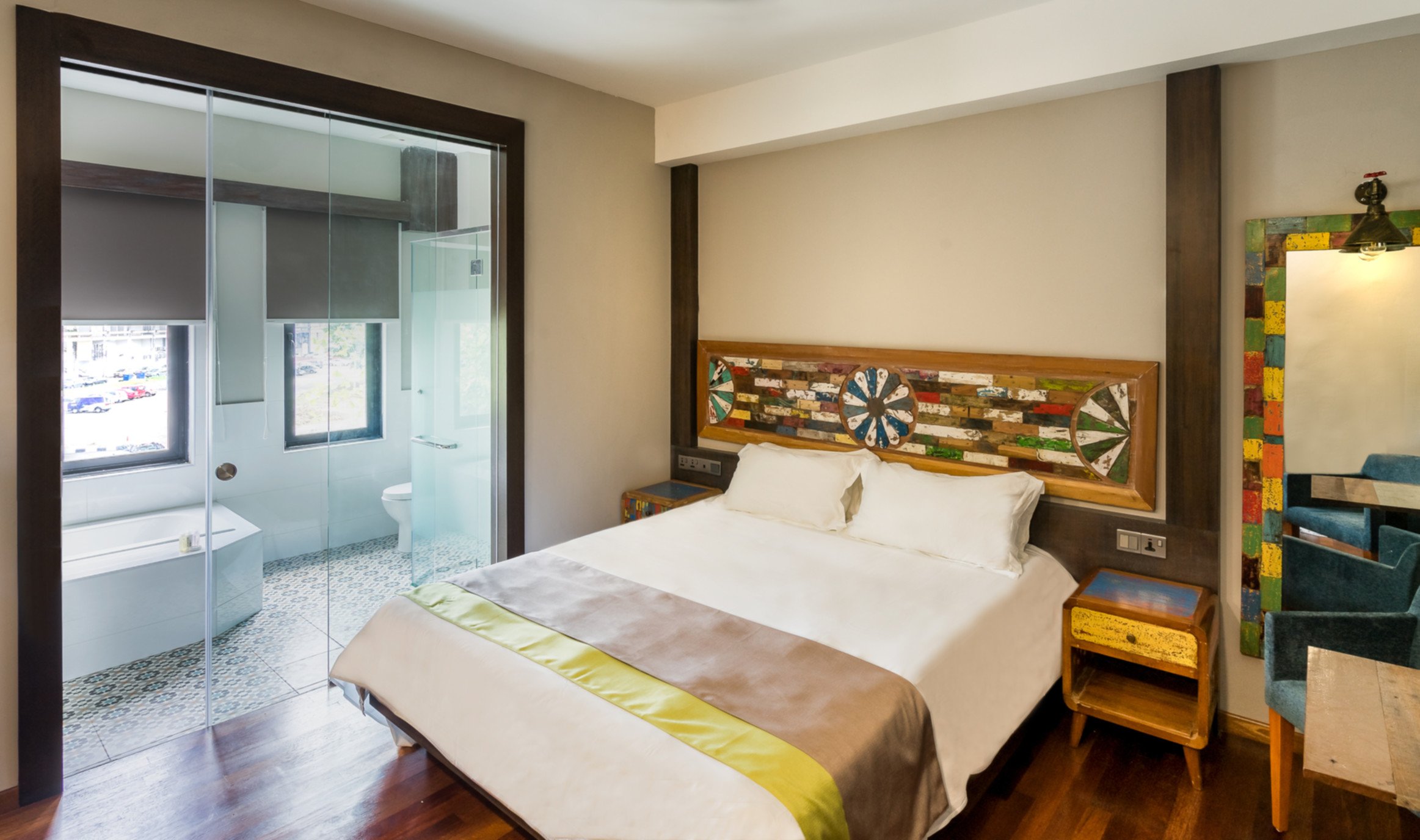 Grand Deluxe wheelchair-friendly room